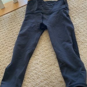 Lululemon Black fish net cropped leggings